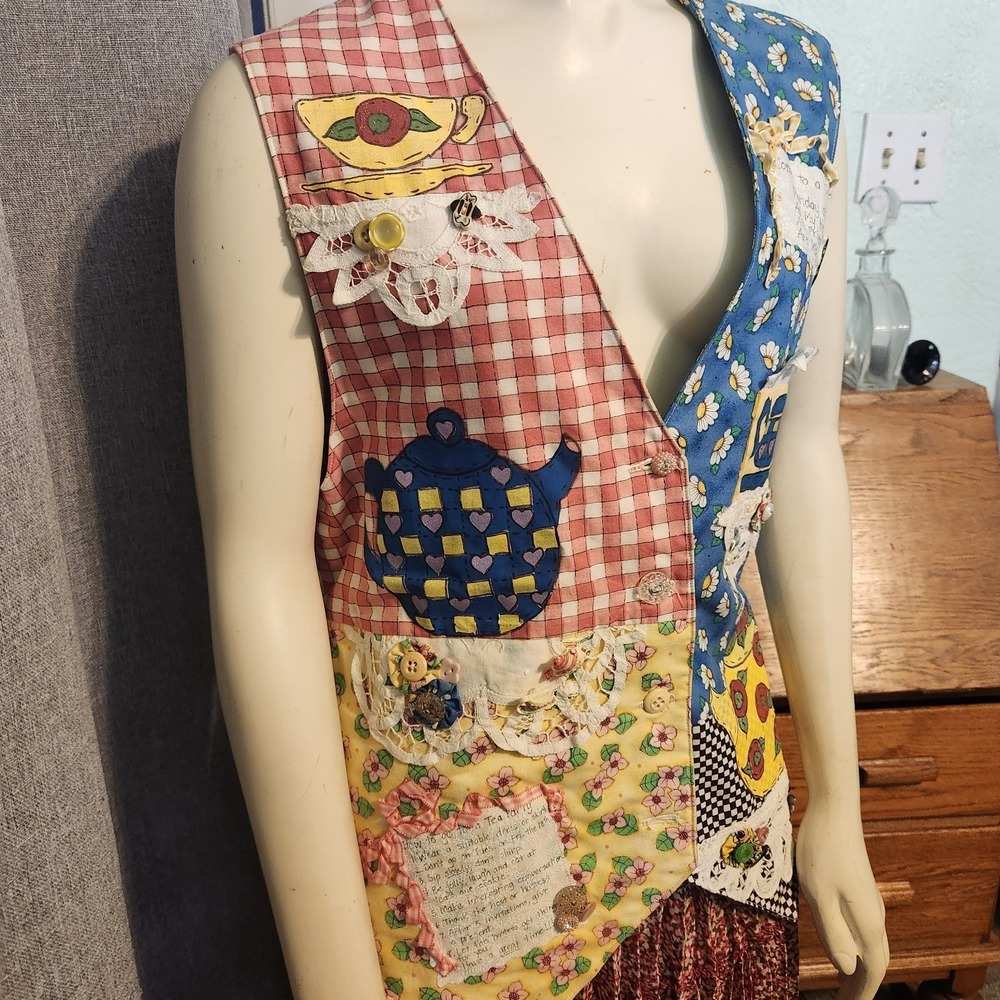 Hand Made Patchwork Granny Tea Party Quilted Vest Embellished Applique Cottage - Picture 5 of 15
